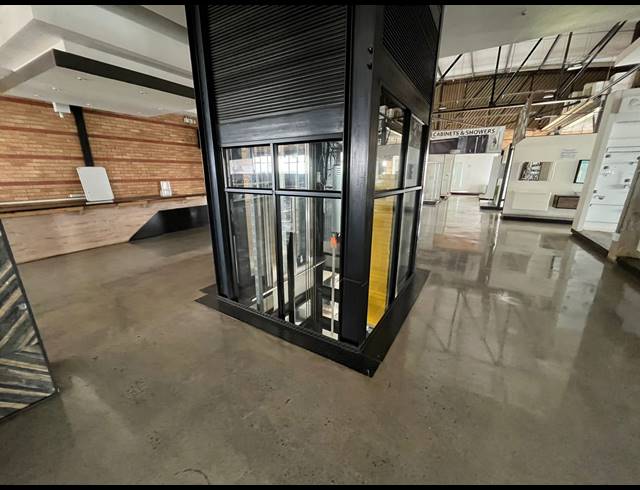 3,000M² SHOWROOM FOR SALE IN DALPARK